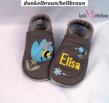 Lederpuschen Biene in Blume